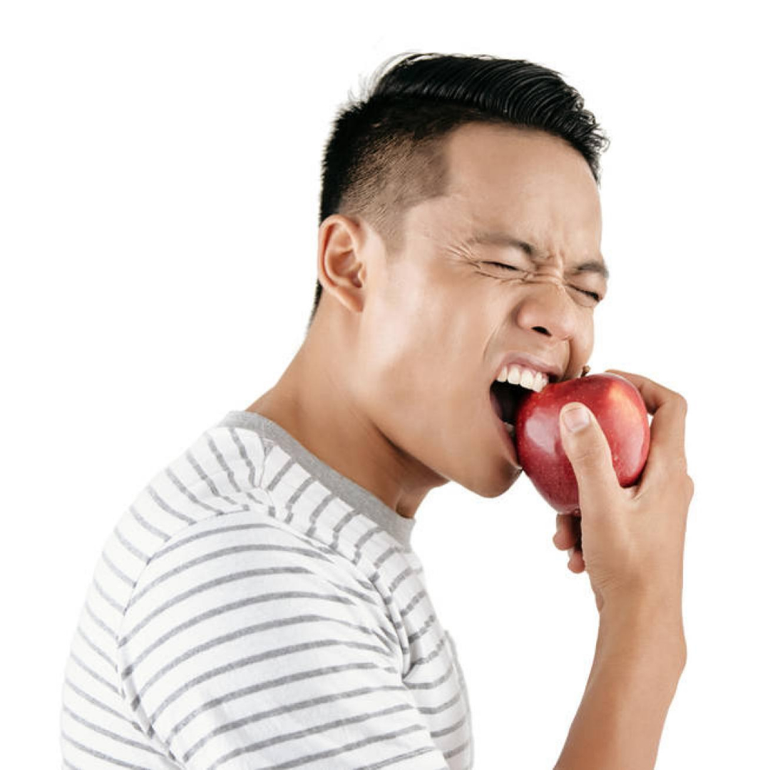 ¿Sabías que comer entre horas puede dañar tus dientes?